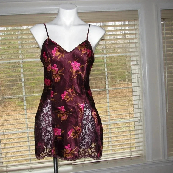 VICTORIA'S SECRET Gold  Label Floral Slipdress  P - Picture 1 of 5